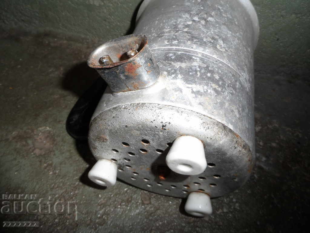 old aluminum pot - 5 old aluminum pot - 5