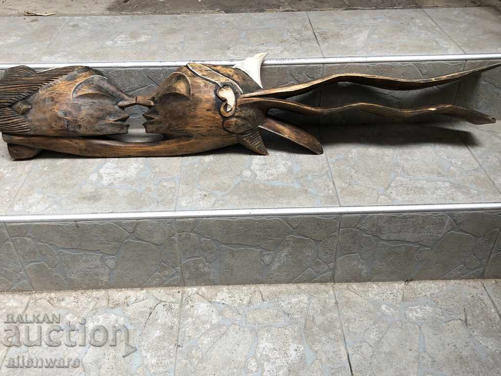 Delivery of Big African statuette / composition Delivery of Big African statuette / composition