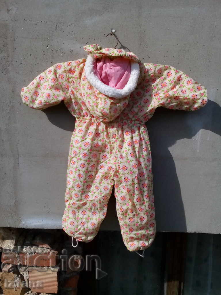 Delivery of Old children's overcoat Delivery of Old children's overcoat