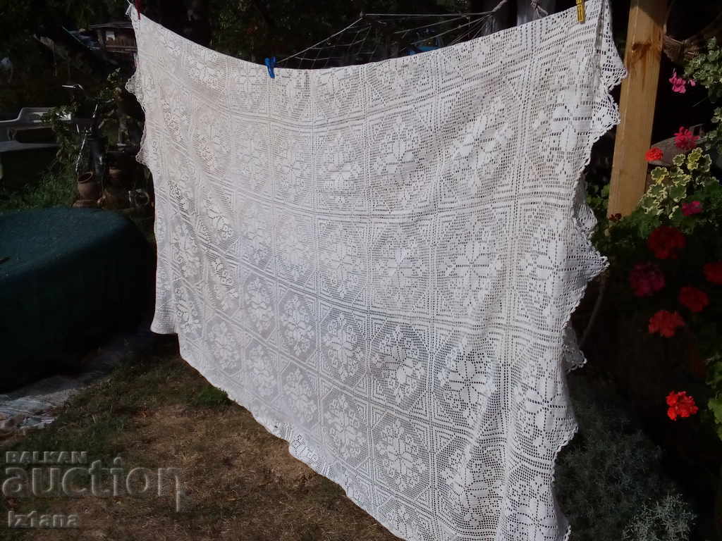 Auction Old knit bed cover Auction Old knit bed cover