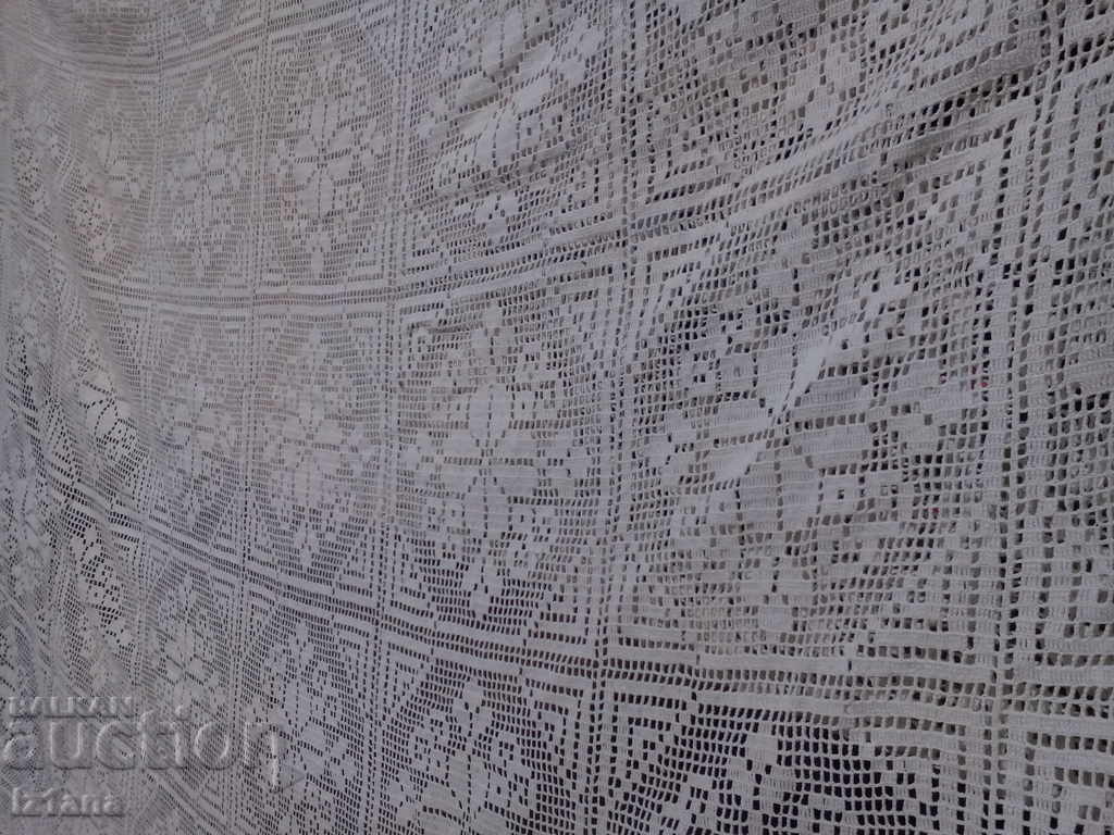 Delivery of Old knit bed cover Delivery of Old knit bed cover