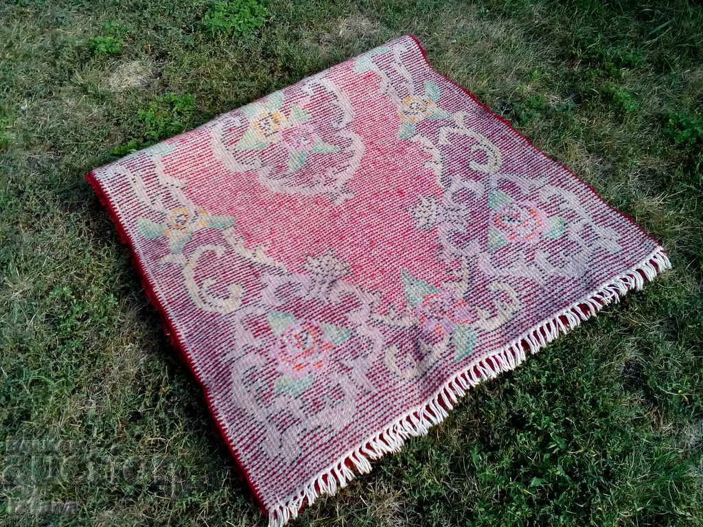 Ancient pottery, carpet - 6 Ancient pottery, carpet - 6