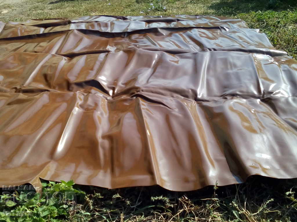 Доставка на Стара изкуствена кожа