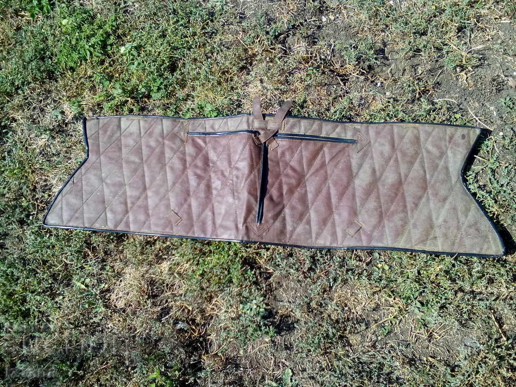 Vechiul caz de mașină cu preț 20.00 BGN | € 10.23