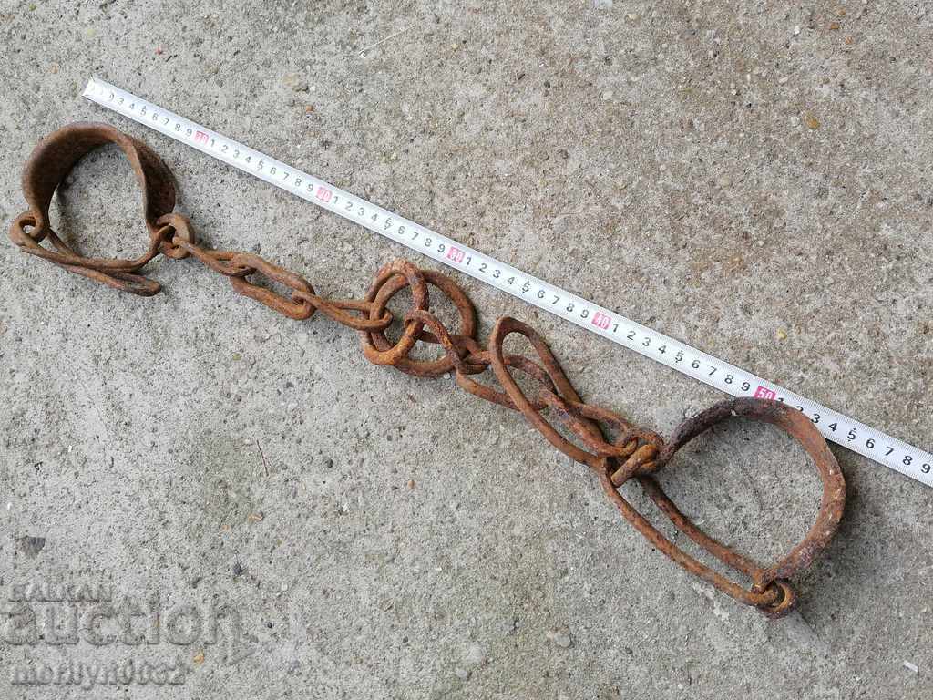 Πόρπες σφυρήλατα χειρός, δεσμά, αλυσίδα, σφυρήλατο σίδερο με τιμή 46.00 BGN | € 23.52 Πόρπες σφυρήλατα χειρός, δεσμά, αλυσίδα, σφυρήλατο σίδερο με τιμή 46.00 BGN | € 23.52