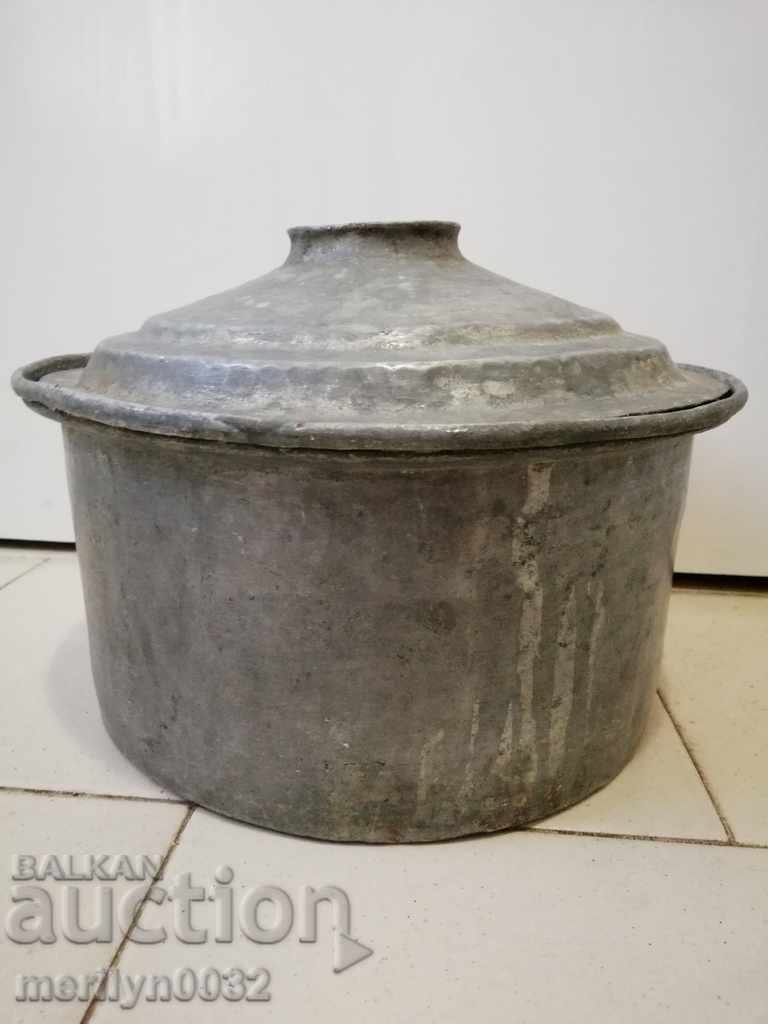 Copper pot with lid, copper container