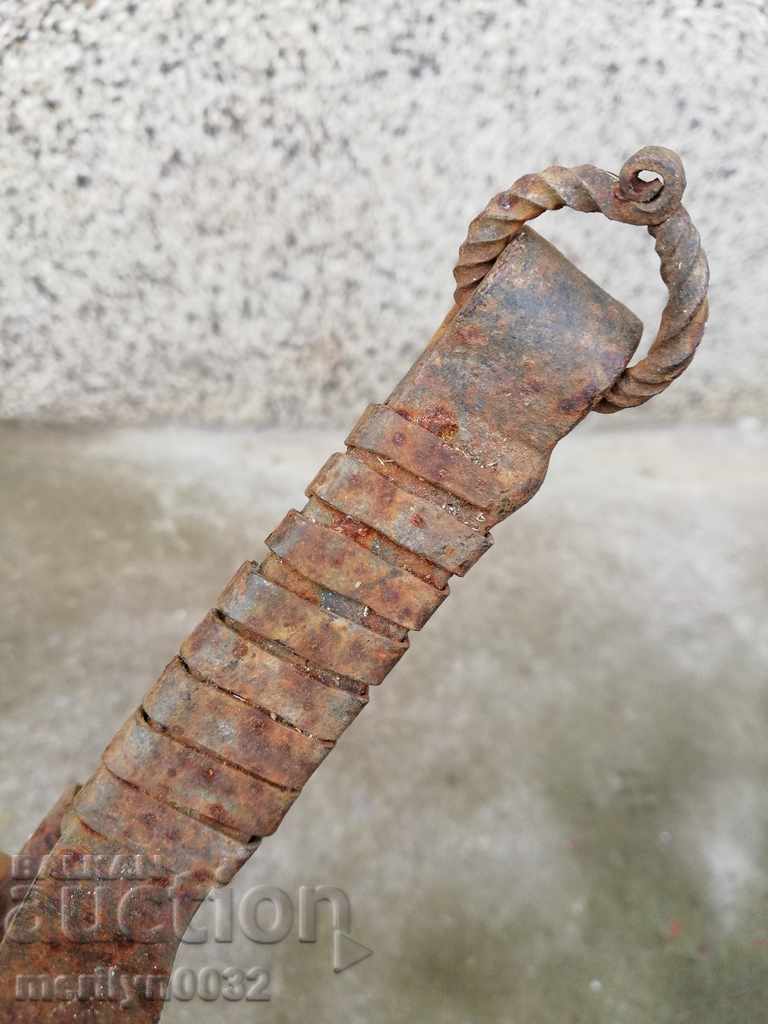 Old dilaf, mash, wrought iron for walking with price 45.00 BGN | € 23.01