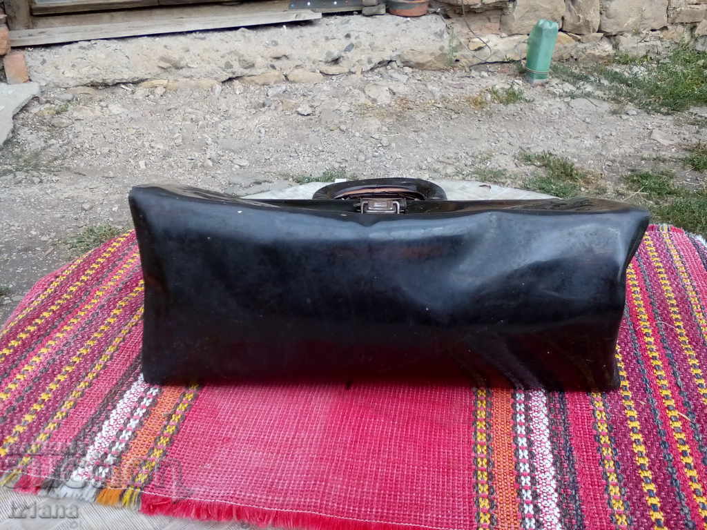 Old Lady's Bag - 6 Old Lady's Bag - 6