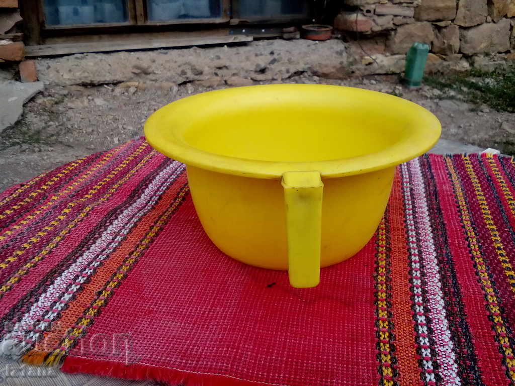 Доставка на Старо детско гърне,цокало