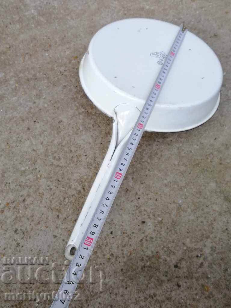 Old massive enameled pan, very early soldier, Bulgaria with price 28.00 BGN | € 14.32
