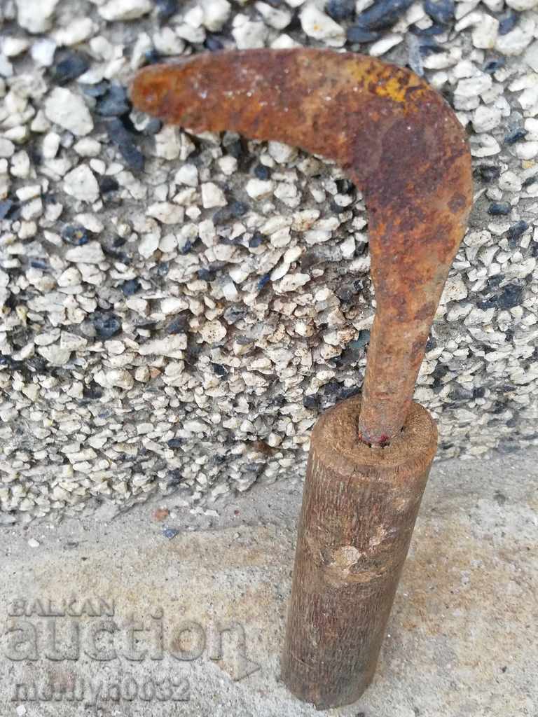 Old hand forged hammer, wrought iron blade - 6