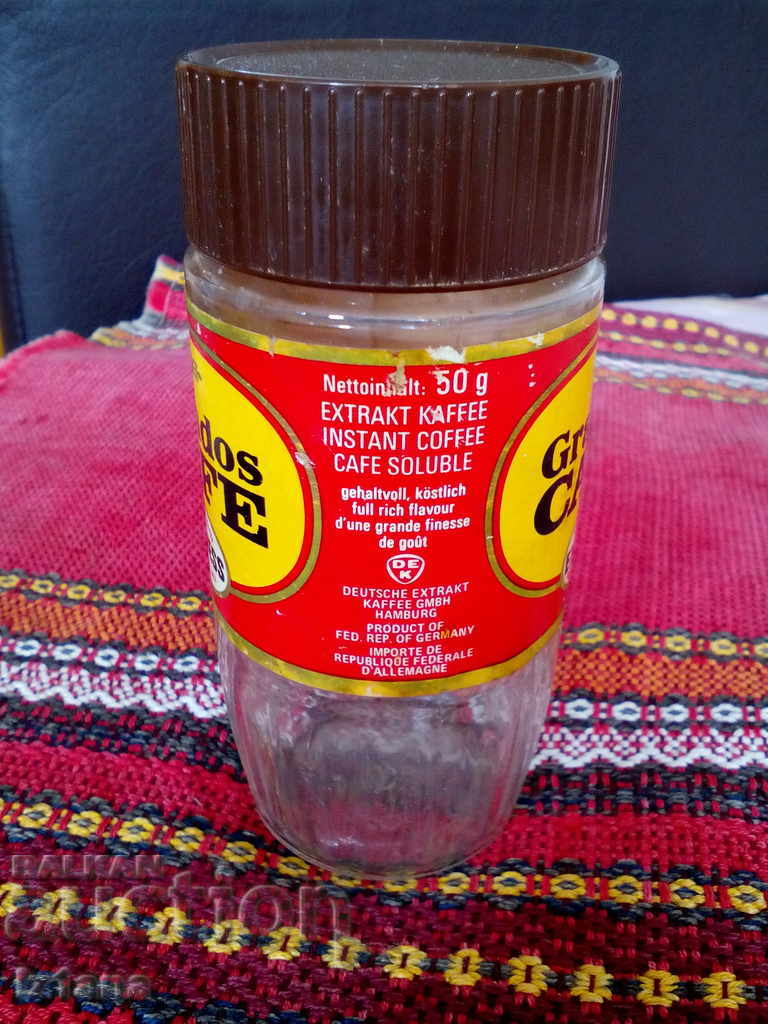 Delivery of An old coffee jar Delivery of An old coffee jar