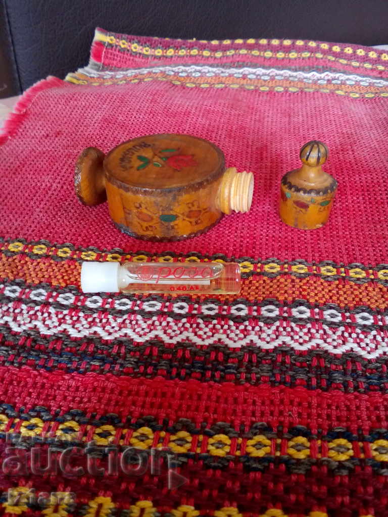 Old Bulgarian Rose Souvenir - 5