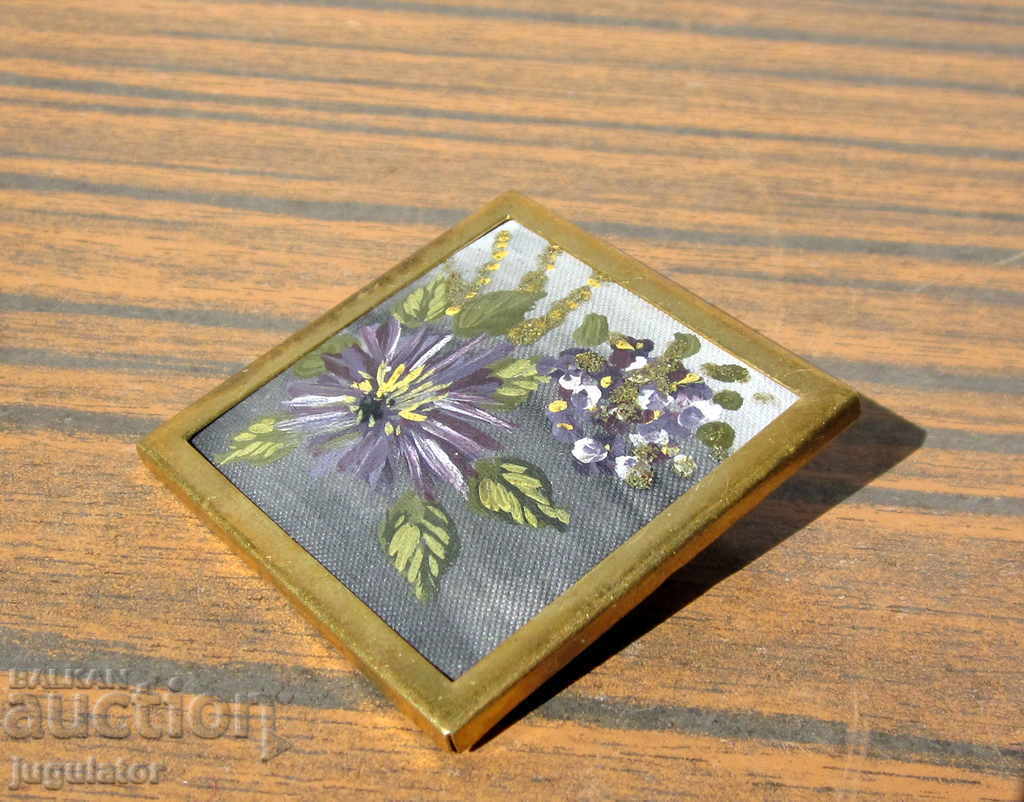 Delivery of original old hand-painted designer jewel brooch Delivery of original old hand-painted designer jewel brooch