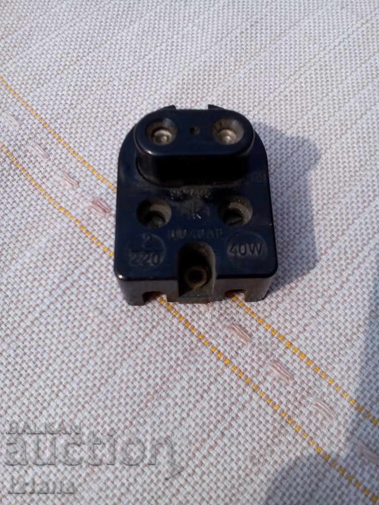 An old electrical outlet - 5 An old electrical outlet - 5