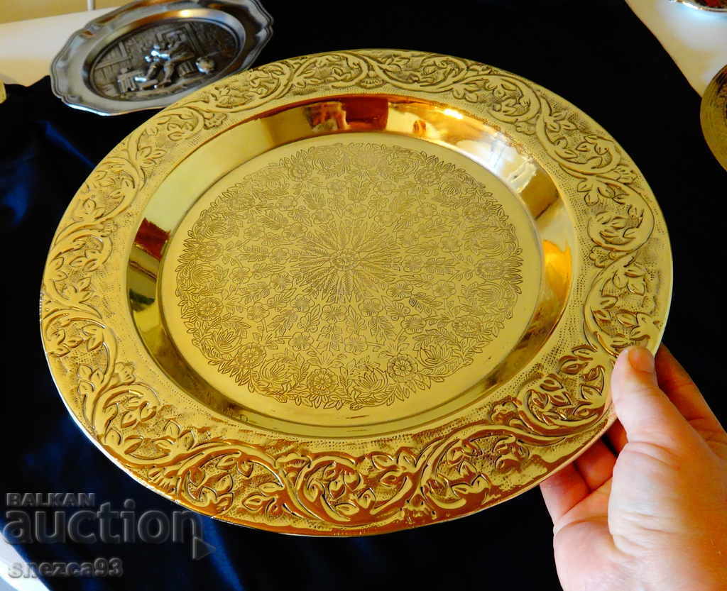 Auction Bronze tray, platter 33 cm., unique ornaments, gilding Auction Bronze tray, platter 33 cm., unique ornaments, gilding