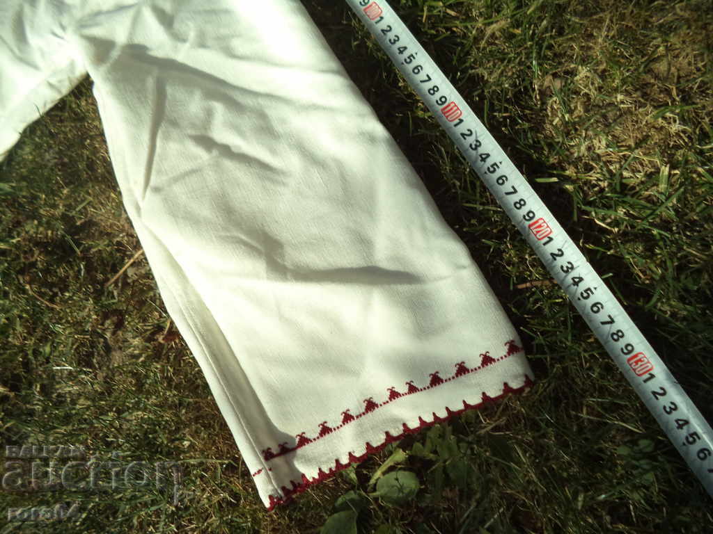 Аукцион САМОКОВСКА РИЗА ЗА НОСИЯ - ЧИСТО НОВА Аукцион САМОКОВСКА РИЗА ЗА НОСИЯ - ЧИСТО НОВА