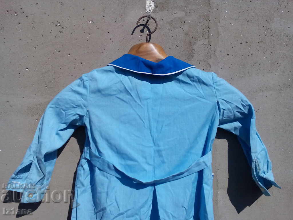 An old apron - 5 An old apron - 5