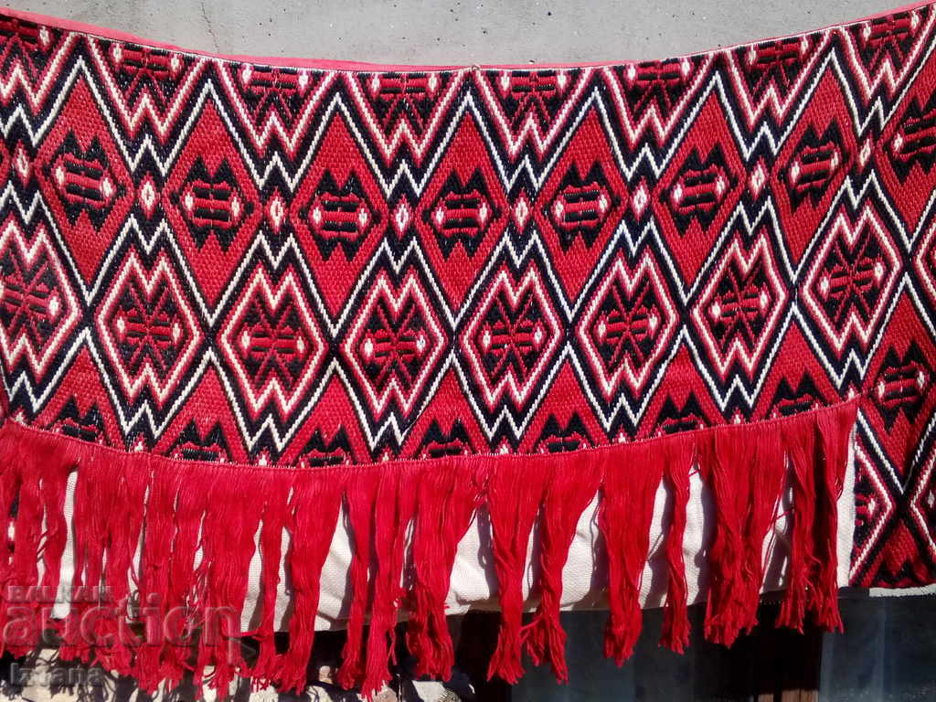 An old hacker, wall cover with price 10.00 BGN | € 5.11