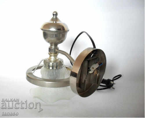 Auction  Old lamp, apple