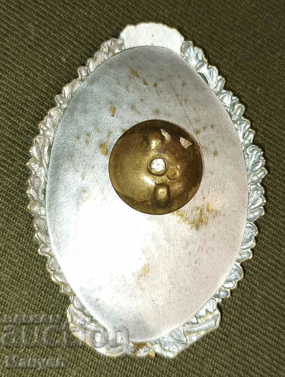 Πουλάω ένα βασιλικό σήμα πεζικού - σπάνιο θέμα. με τιμή 230.00 BGN | € 117.60 Πουλάω ένα βασιλικό σήμα πεζικού - σπάνιο θέμα. με τιμή 230.00 BGN | € 117.60