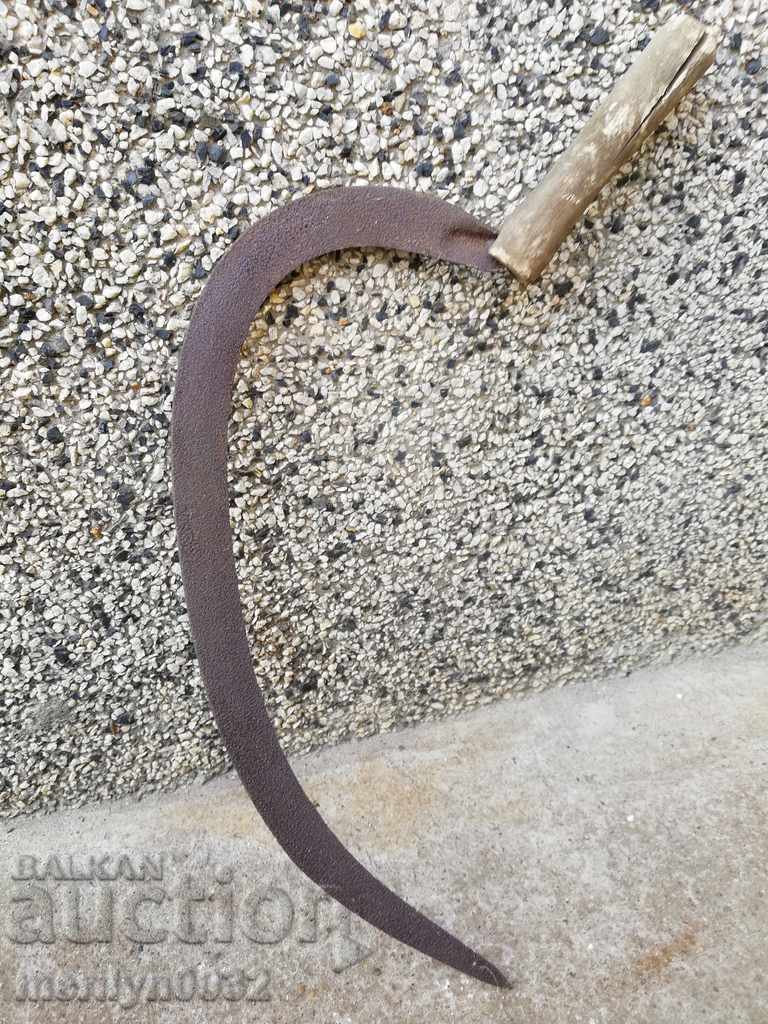 Old scythe sickle, blade, wrought iron with price 32.00 BGN | € 16.36 Old scythe sickle, blade, wrought iron with price 32.00 BGN | € 16.36