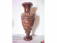 Стара ваза дърворезба 4