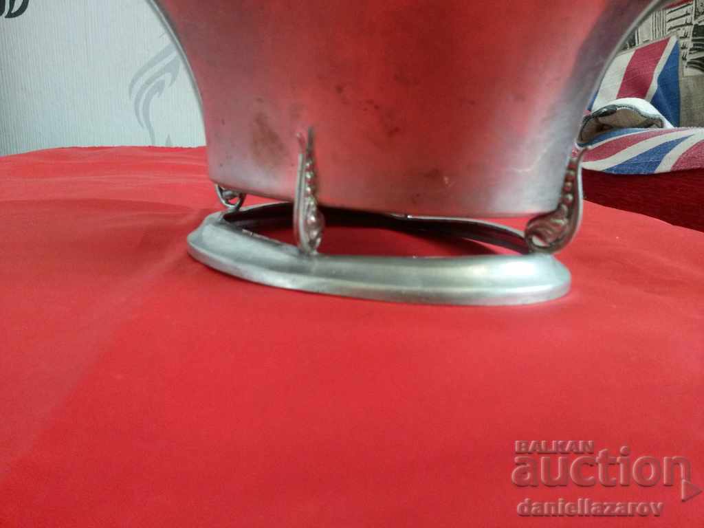 Auction Old ART DEKO Bonboniere, Cup Court Auction Old ART DEKO Bonboniere, Cup Court