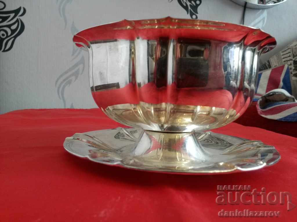 Auction OLD SUCCESSFUL Bonanza Cup, Court Auction OLD SUCCESSFUL Bonanza Cup, Court