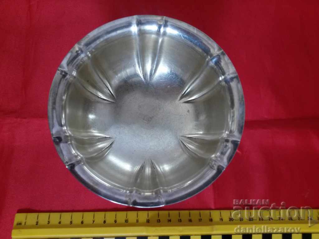 Delivery of OLD SUCCESSFUL Bonanza Cup, Court Delivery of OLD SUCCESSFUL Bonanza Cup, Court