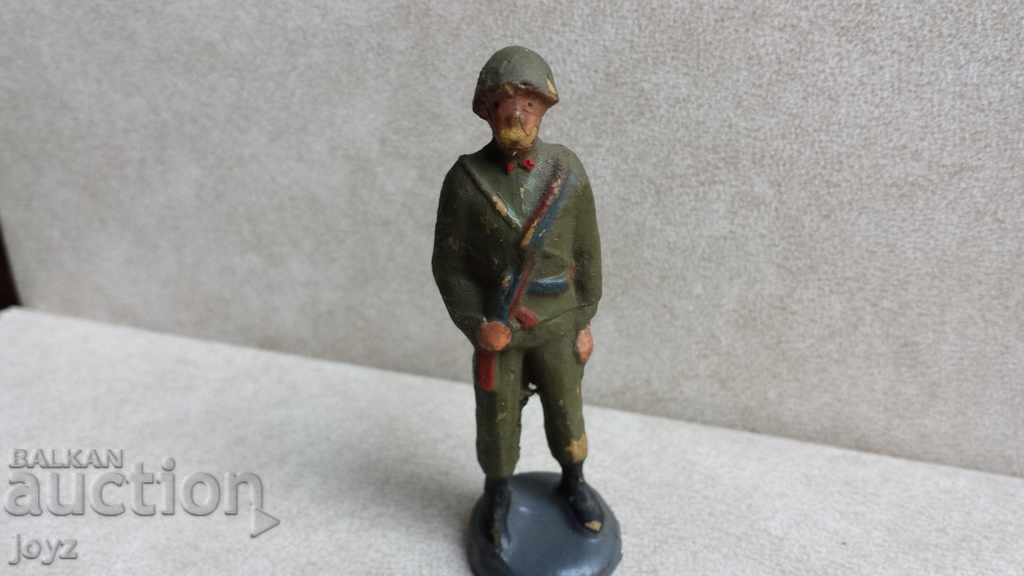 Very rare Soldier from the USSR / Papier-mache