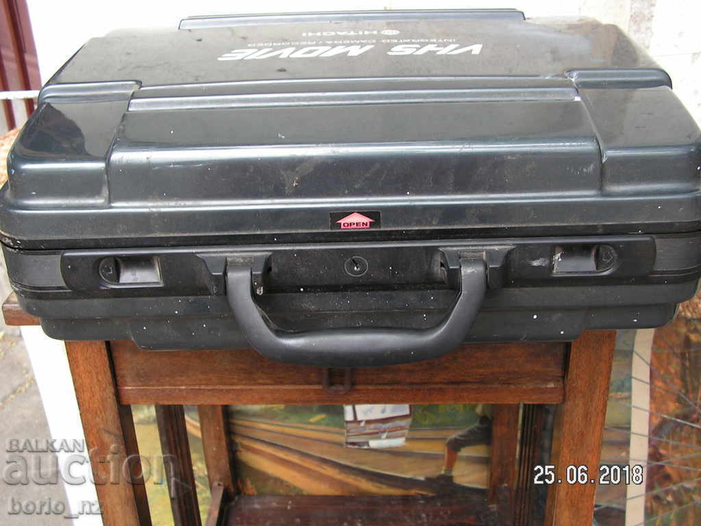 Licitație 9349. CAMERA DE CAMERE HITACHI UDAROUSOTICHIV HITAHCI