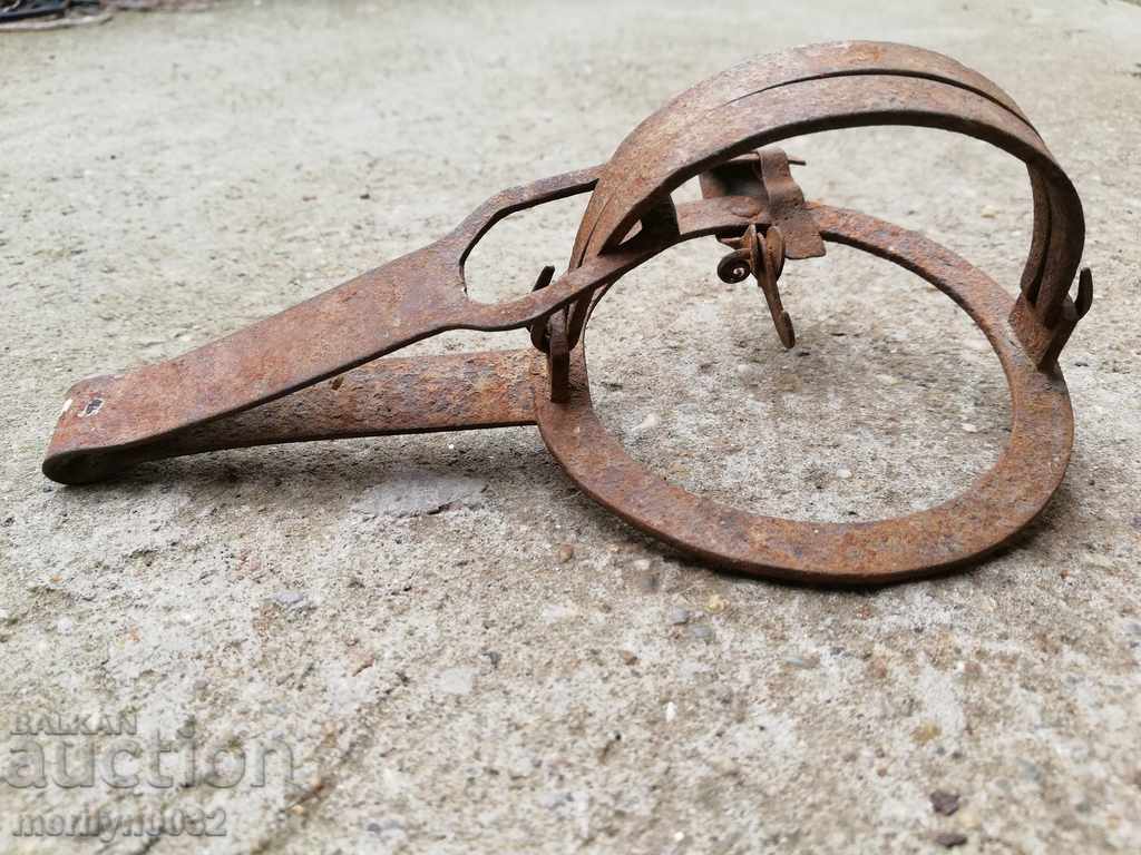 Hand forged wrought iron trap SMALL with price 43.00 BGN | € 21.99 Hand forged wrought iron trap SMALL with price 43.00 BGN | € 21.99
