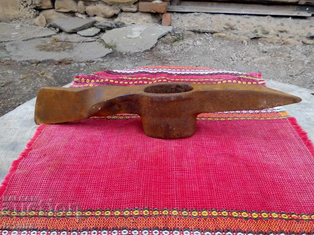 Antique pickaxe, pickaxe-axe, mattock