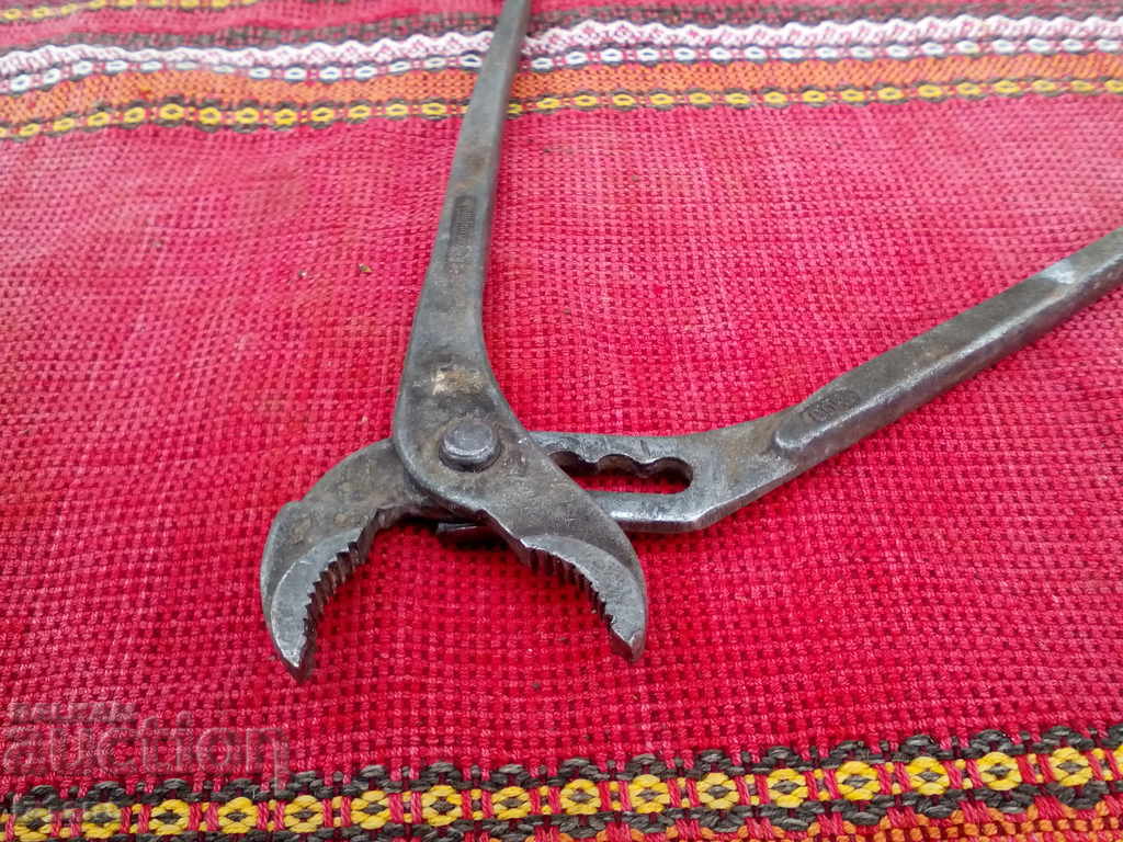 Old apprentice pliers - 5 Old apprentice pliers - 5