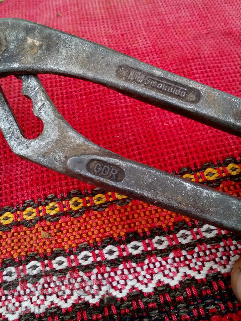 Old apprentice pliers - 6 Old apprentice pliers - 6