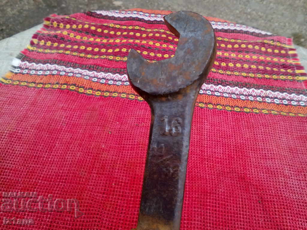 Delivery of Old wrench #16 Delivery of Old wrench #16