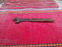 Old wrench #16