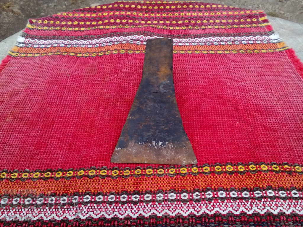 Delivery of Old axe, small axe Delivery of Old axe, small axe