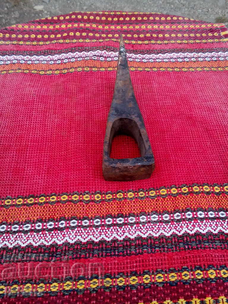 Old axe, small axe - 7 Old axe, small axe - 7