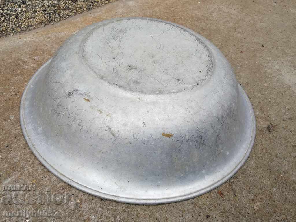 Aluminum basin household kettle bucket bowl with price 39.00 BGN | € 19.94 Aluminum basin household kettle bucket bowl with price 39.00 BGN | € 19.94
