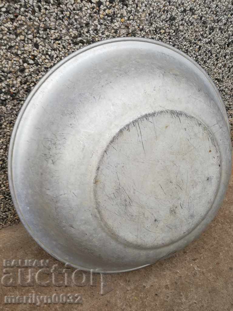 Auction Aluminum basin household kettle bucket bowl Auction Aluminum basin household kettle bucket bowl