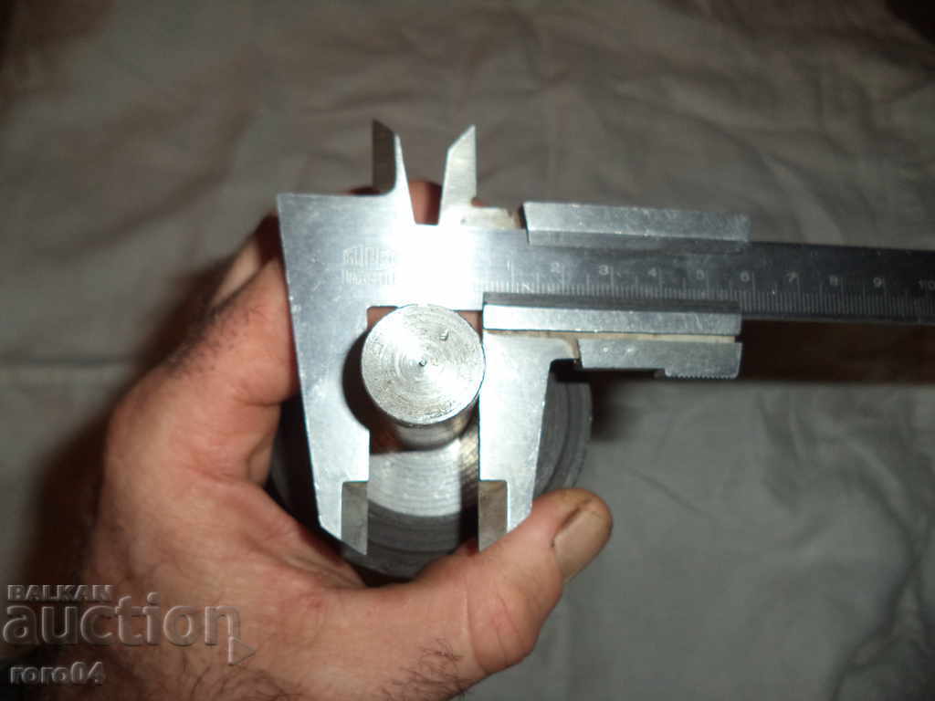 BURG / MEDIU - 755 mm. - DIMENSIUNEA XXL - peste 5 kg. - 6