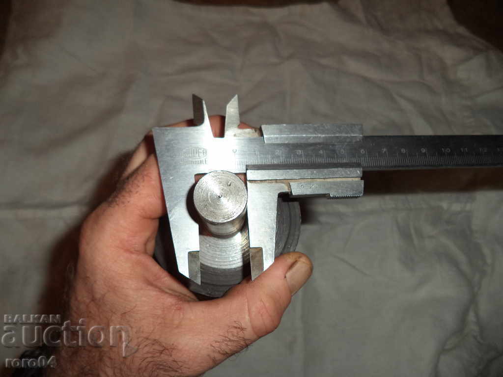 BURG / MEDIU - 755 mm. - DIMENSIUNEA XXL - peste 5 kg. - 7