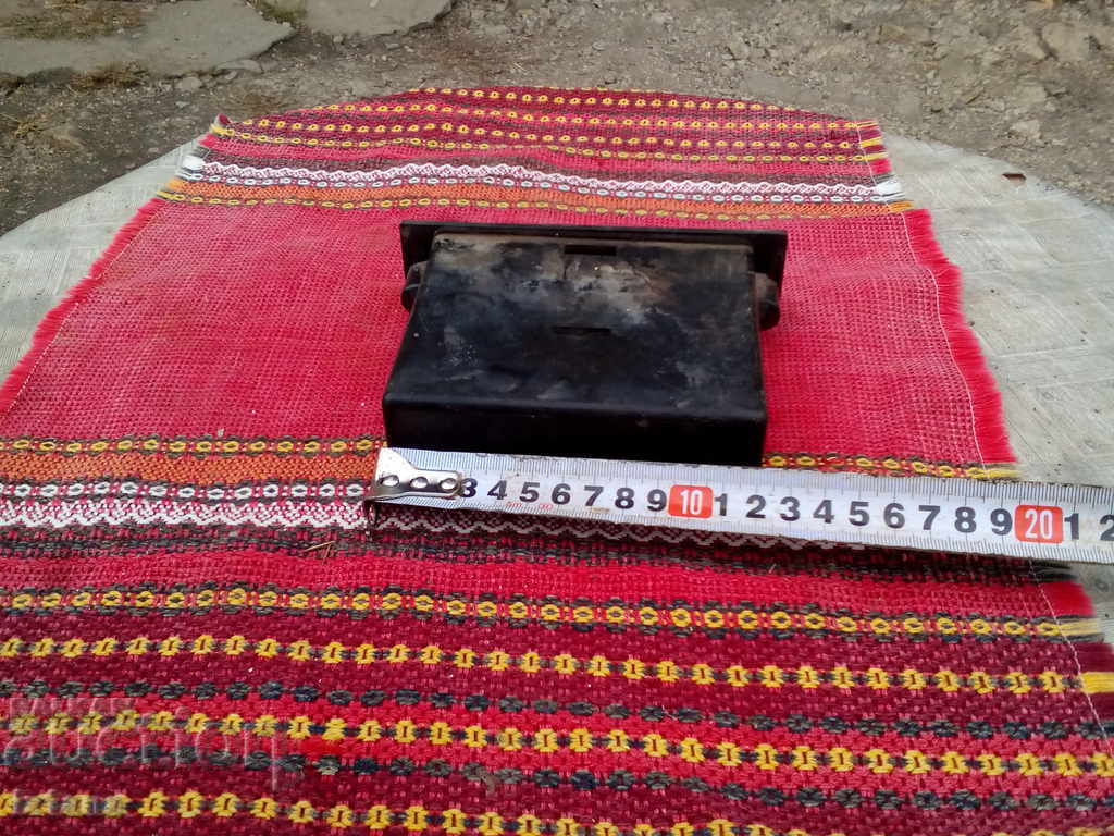 Auction  Ashtray Moskvich