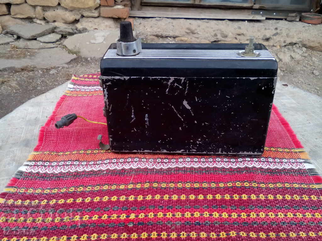 Old car radio AT-64 - 5 Old car radio AT-64 - 5