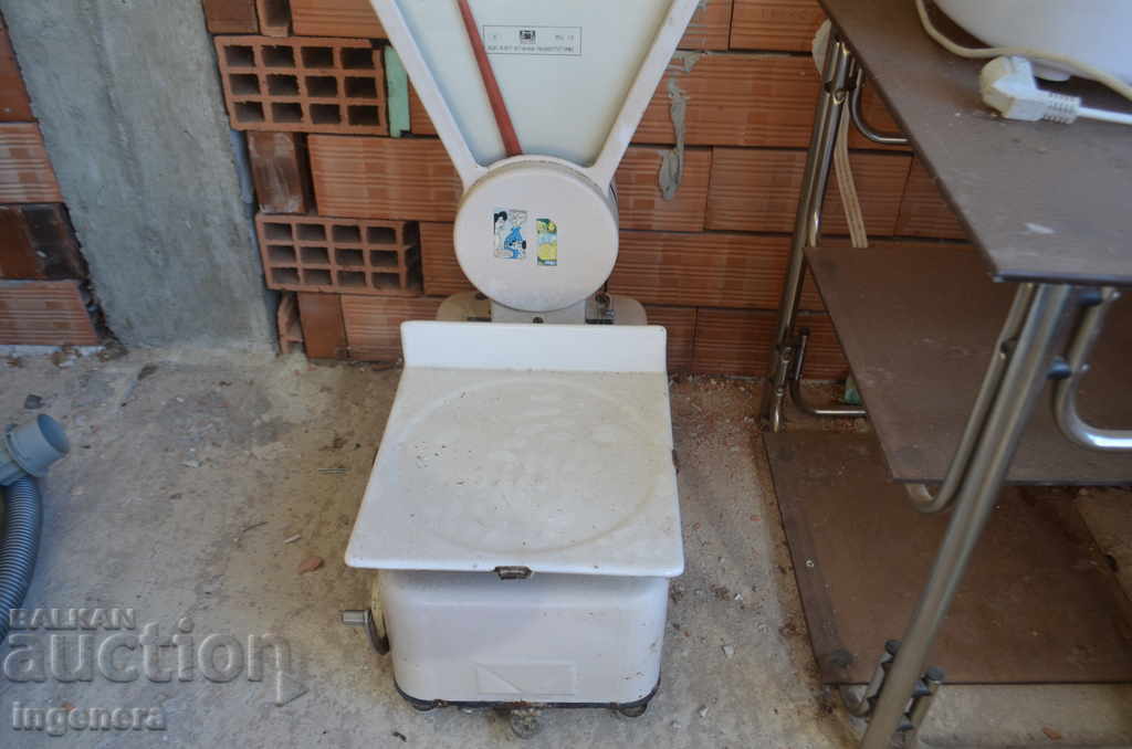 SCALES, SCALES with price 42.00 BGN | € 21.47 SCALES, SCALES with price 42.00 BGN | € 21.47