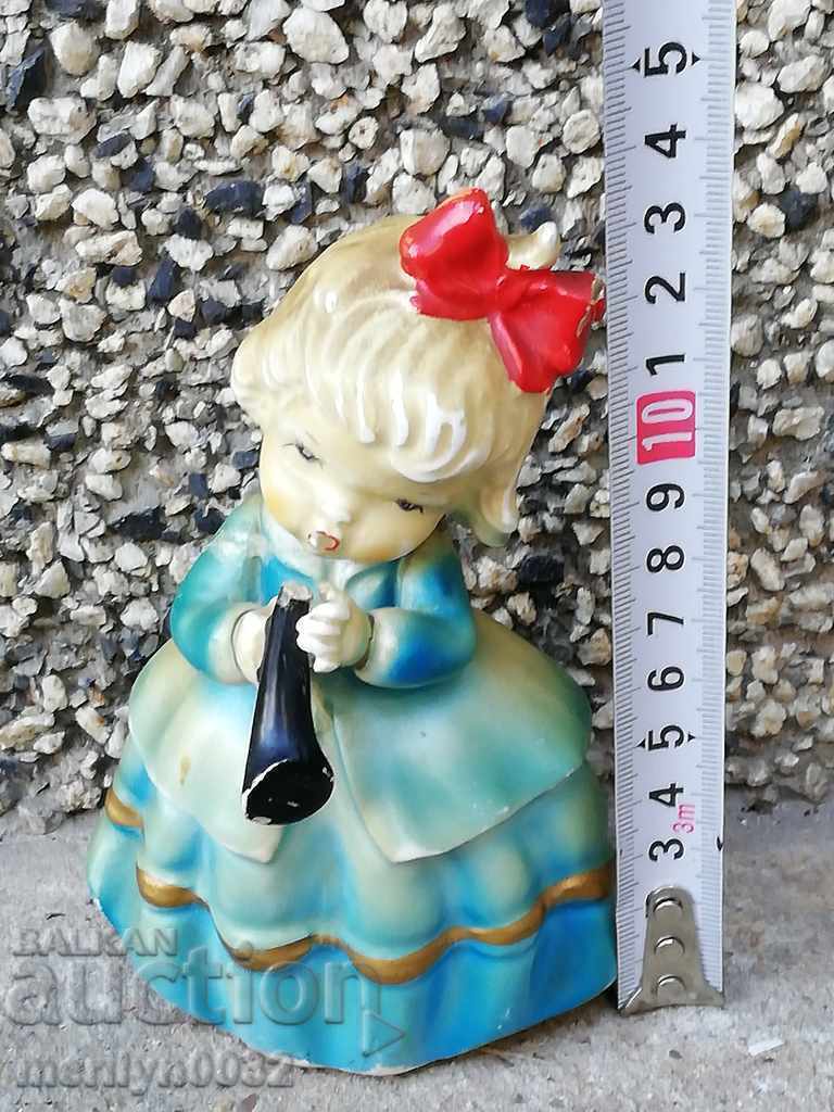 Auction Figure of bone porcelain statue toy figure toy Auction Figure of bone porcelain statue toy figure toy