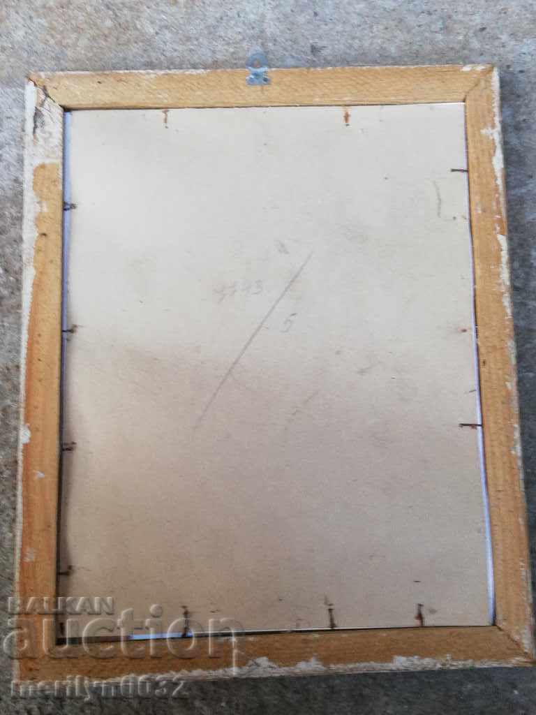 Delivery of Old photo in a frame photography portrait propaganda NRB BCP Delivery of Old photo in a frame photography portrait propaganda NRB BCP