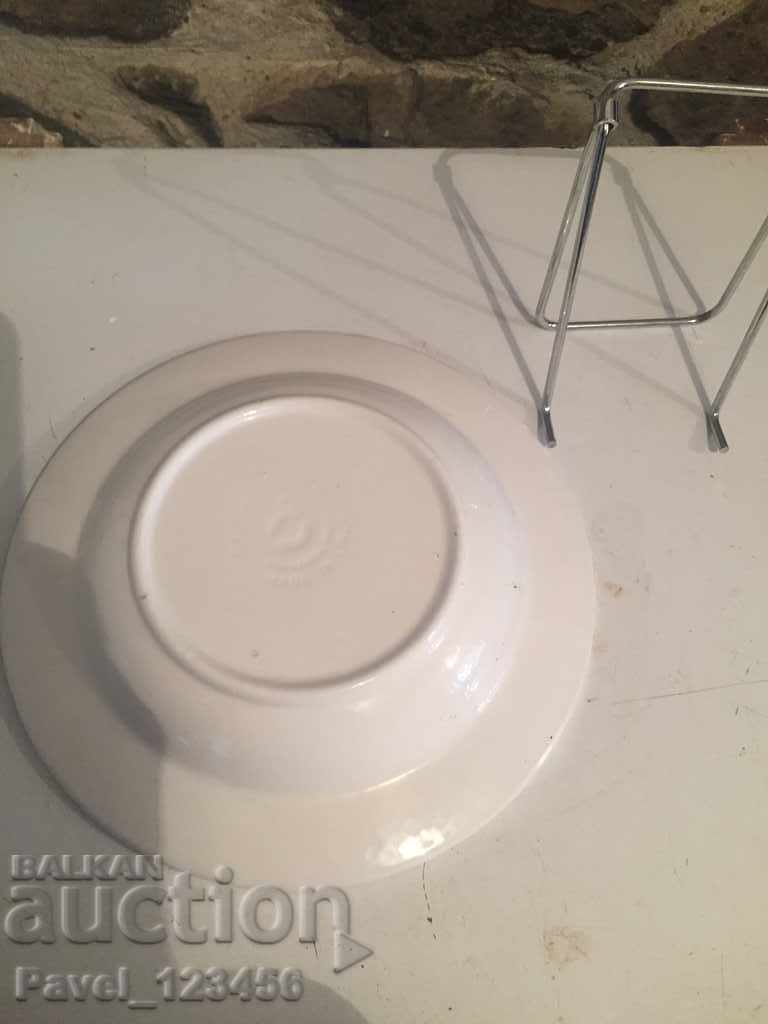 Delivery of Unique Italian porcelain plate